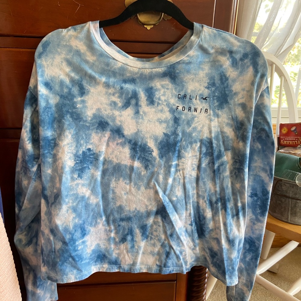 Hollister shirt